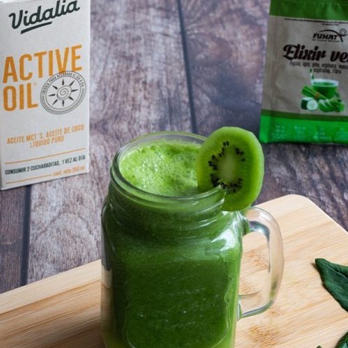 Súper batido verde con nuestro Active Oil de Vidalia® - vidalia Receta de Batido Verde